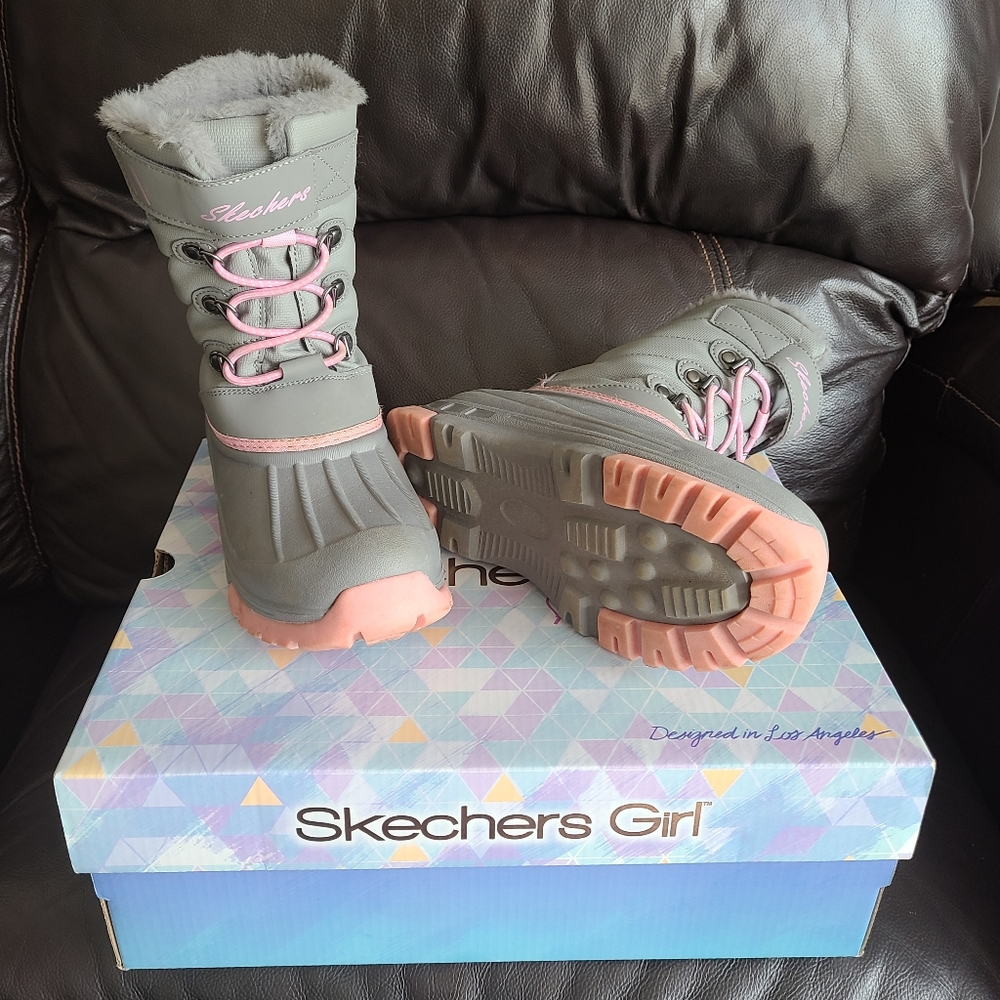 Snow boots
